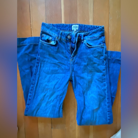 Twist and Tango Flared Jeans - Picture 4 of 5